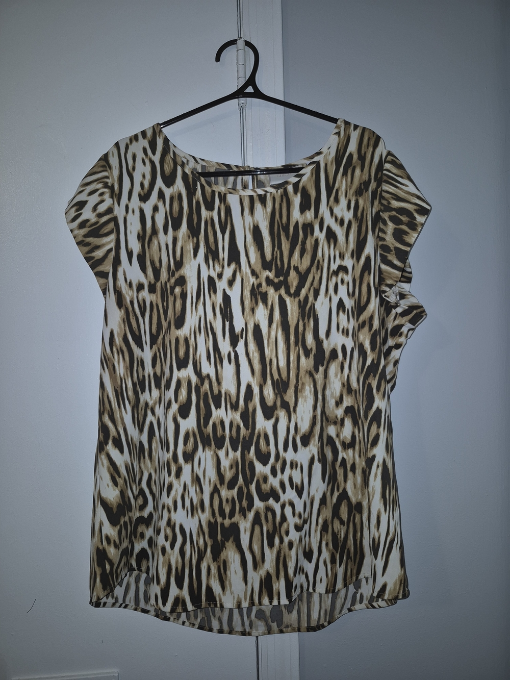 Chico's Leopard Print Short Sleeve Blouse — Brown & Black Size 2 (Large)